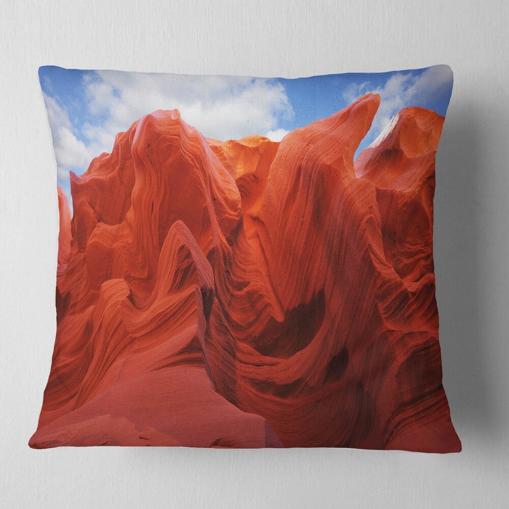 2241 Designart Red and Orange Shade in Antelope Canyon' Photography Throw